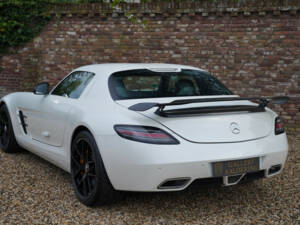 Image 8/50 of Mercedes-Benz SLS AMG GT &quot;Final Edition&quot; (2014)