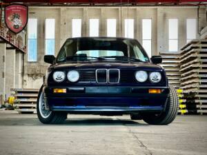 Imagen 48/86 de BMW 318i (1994)