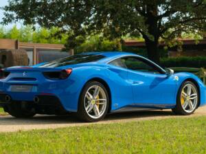 Imagen 13/50 de Ferrari 488 GTB (2017)