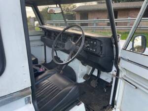 Bild 2/50 von Land Rover 109 (1983)