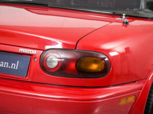 Image 30/50 de Mazda MX-5 1.8 (1995)