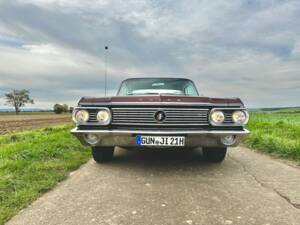 Bild 4/7 von Buick Electra 225 Hardtop (1963)