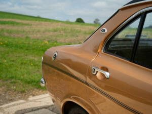 Bild 33/42 von Ford Escort 1300 (1975)