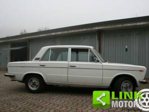 Image 9/10 de FIAT 125 S &#x2F; Speciale (1971)