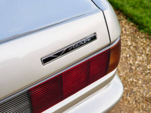 Image 22/23 of Aston Martin Virage Volante (1994)