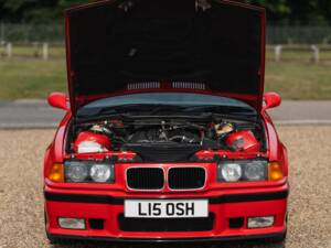 Image 35/37 of BMW M3 (1994)