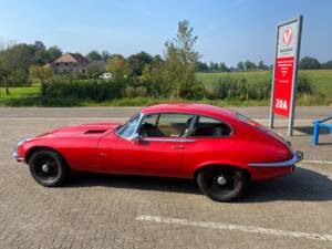 Afbeelding 8/54 van Jaguar E-Type V12 (2+2) (1973)