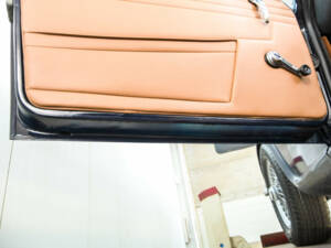 Image 43/50 de Triumph TR 250 (1968)