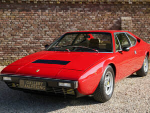 Image 32/50 of Ferrari Dino 308 GT4 (1976)