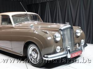 Image 15/15 of Bentley S 2 (1960)