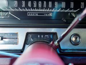 Bild 144/200 von Cadillac Coupe DeVille (1968)