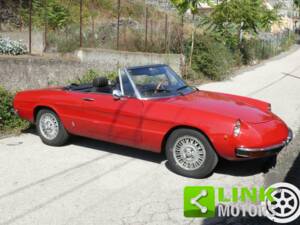 Image 4/10 of Alfa Romeo Spider 1300 (1974)