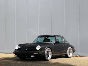 Image 23/67 de Porsche 911 2.7 S (1977)