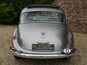 Immagine 15/50 di BMW 501 V8 (1965)
