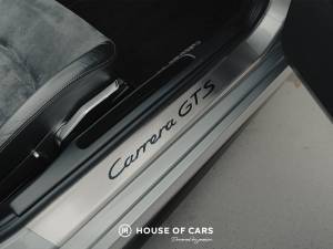 Immagine 26/37 di Porsche 911 Carrera GTS (2011)