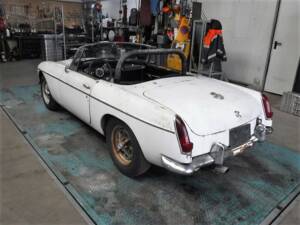 Immagine 5/50 di MG MGB (1967)