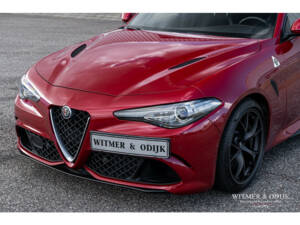 Imagen 11/49 de Alfa Romeo Giulia Quadrifoglio (2017)