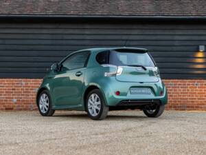 Image 3/50 of Aston Martin Cygnet (2013)