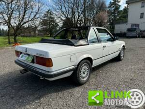 Immagine 2/10 di BMW 320i Baur TC (1984)