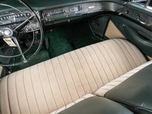 Bild 41/50 von Cadillac 62 Coupe DeVille (1956)