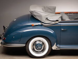 Bild 8/44 von Mercedes-Benz 300 S Cabriolet A (1953)