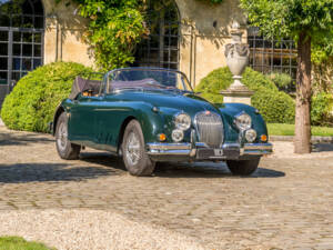Image 2/37 of Jaguar XK 150 3.8 S OTS (1959)