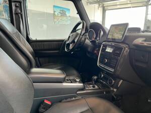 Bild 8/28 von Mercedes-Benz G 500 (LWB) (2016)