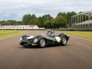 Imagen 6/29 de Lister Knobbly (2021)