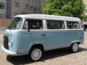 Immagine 6/17 di Volkswagen T2c Kombi &quot;Last Edition&quot; (2013)