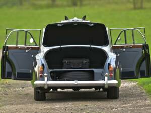 Image 23/50 of Rolls-Royce Silver Cloud I (1958)