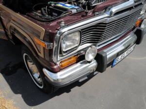 Image 62/96 of Jeep Wagoneer Limited (1982)