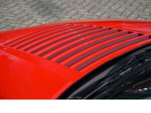 Image 19/22 of Alfa Romeo SZ (1991)