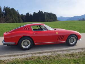 Image 7/52 of Ferrari 275 GTB (1965)