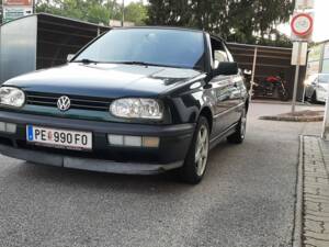 Image 6/21 of Volkswagen Golf III Cabrio 1,9 TDI (1995)