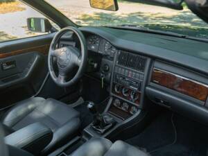 Afbeelding 38/50 van Audi Cabriolet 2.0 E (1997)