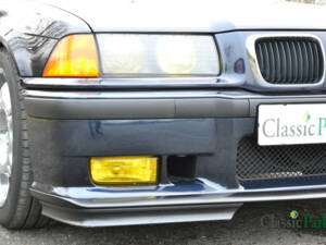 Image 37/50 of BMW 323i (1998)