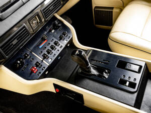 Immagine 13/45 di Land Rover Range Rover Classic 3.5 (2017)