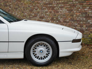 Bild 25/50 von BMW 850i (1991)