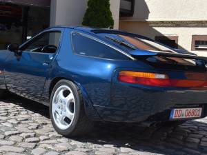 Imagen 3/35 de Porsche 928 GTS (1992)