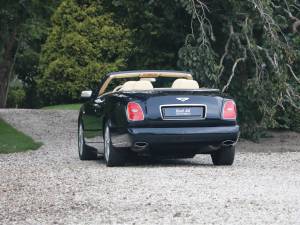 Image 8/31 of Bentley Azure (2007)