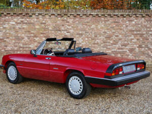 Image 15/50 de Alfa Romeo 2.0 Spider (1988)