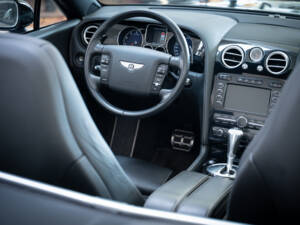 Bild 20/31 von Bentley Continental GTC (2008)