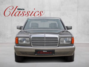 Image 5/23 of Mercedes-Benz 300 SE (1990)