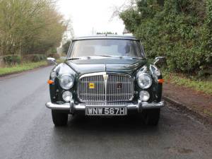 Image 2/19 of Rover 3.5 Litre (1970)