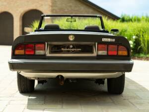 Bild 15/50 von Alfa Romeo 2.0 Spider (1985)