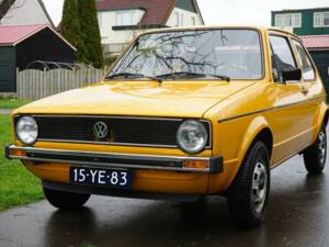 Immagine 3/7 di Volkswagen Golf Mk I 1.1 (1977)