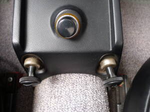 Image 8/36 of Alfa Romeo 2000 Spider Veloce (1982)