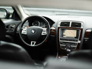 Image 24/33 of Jaguar XKR (2008)