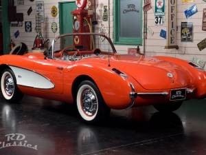 Bild 2/50 von Chevrolet Corvette (1957)
