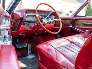 Bild 14/18 von Cadillac Eldorado Convertible (1964)
